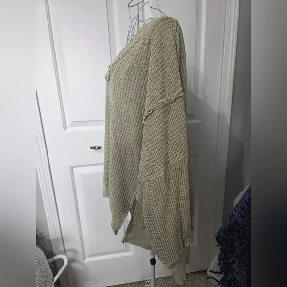 American Eagle Outfitters XL SERIOUSLY lived In  Over Sized Waffle Knit Sweater - Picture 4 of 8